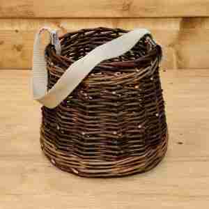 Willow berry basket